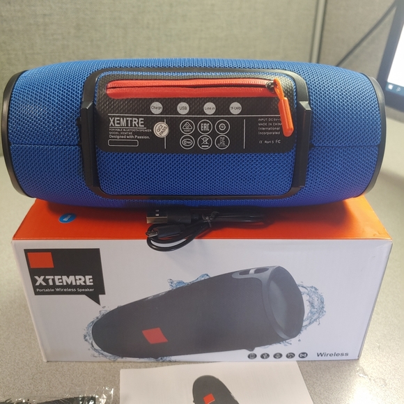 Bluetooth Speaker Portable - Blue with Shoulder Strap - Picture 2 of 10